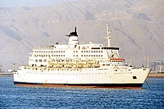 Hundreds Die as Ferry Sinks