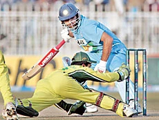 Yuvraj Helps India Level Series