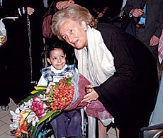 Madame Chirac Touched by Saudi Support for Physically Challenged