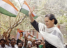 Sonia and Communists Win Big in Indian Elections