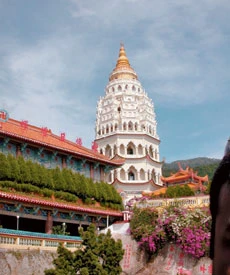 History, Nature and Color All Make Malaysia a Tourist’s Asia