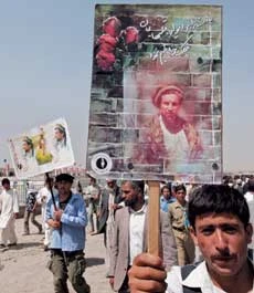 NATO Forces Battle Taleban in South