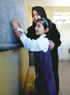 Braving Death, Baghdad’s Children Start School