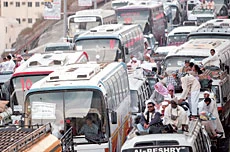 Haj Winds Down With Stone-Throwers Lingering
