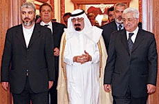 Palestinians Vow Not to Leave Makkah Without Reaching Accord