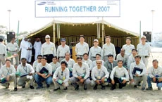 Samsung Employees in Jubail Beach Cleanup