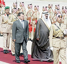 King Tells Palestinians to Unite