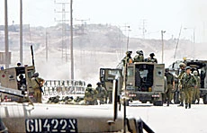 Palestinians Mount Daring Raid
