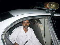 Makkah Cops Bust Snuff Dealer