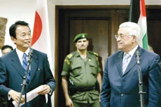 Abbas Considers Poll Law Change to Curb Hamas