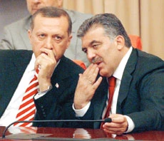 Gul Fails to Win Presidency in First-Round Vote