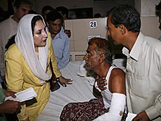 Benazir Wants Foreign Help in Probe