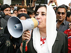 Sharif Writes to Benazir for Opposition Unity
