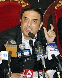 Pakistan Poll Winners Take on Musharraf