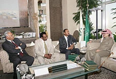 Prince Alwaleed Receives Adviser to Sudanese President