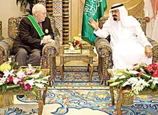 King Abdullah Welcomes Cheney