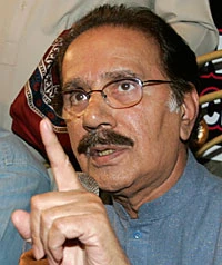 ‘I Will Not Withdraw in Favor of Anybody Except Zardari’