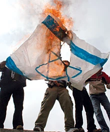 Israel Pulls Back From Gaza