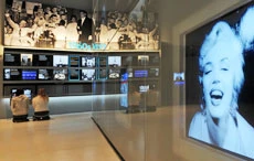 Extra! Extra! Newseum Reopens in Washington