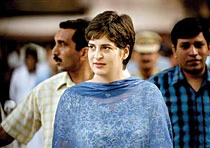 Priyanka Visits Woman Jailed for Father’s Assassination