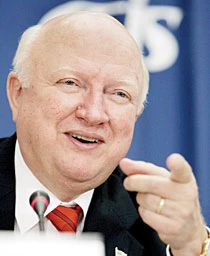 Bodman calls for hike in oil output