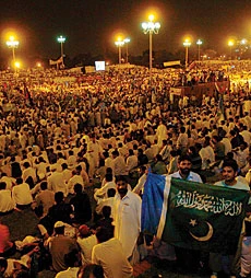 Sharif demands accountability of Musharraf