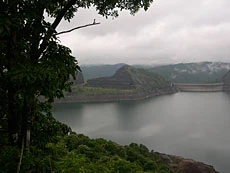 Less rains leave state high and dry