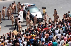 Kuwaiti police break up demo by Asian workers