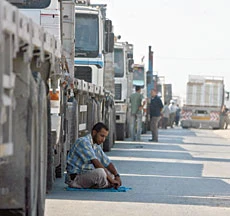 Israel reopens Gaza crossing
