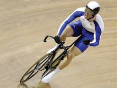 Hoy, Pendelton boost Britain track tally to 7