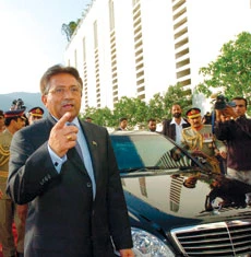 ‘Pakistan ka Khuda hafiz hai’ : Musharraf defends his nine years in power as he quits