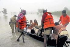 Rains hamper relief and rescue operations