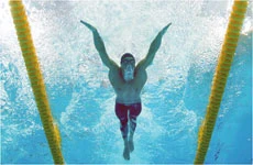 Phelps, NBA stars lift US spirits
