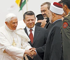 Pope expresses respect for Islam