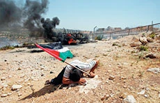 Israel told to freeze settlements