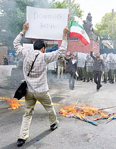 Tehran expels two British diplomats
