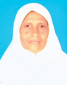 Mother seeks pardon for death-row maid