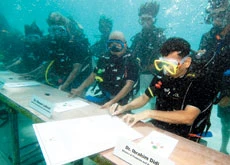 Maldives sends an underwater message
