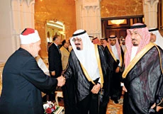 King stresses pilgrims’ safety