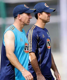 Aussies look to clinch ODI series