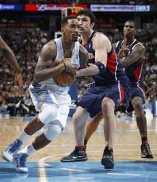 Smith fires Nuggets to win over Hawks
