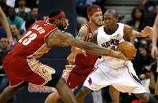 Cavaliers cage Hawks 95-84