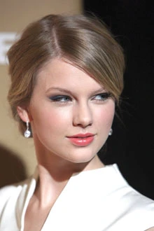 Country singer Swift top artist