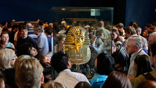 Tut's ills won't kill fascination, historians