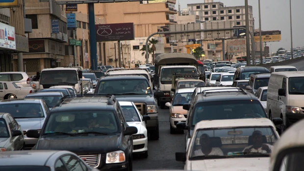 Dammam tunnel maintenance causes traffic congestion, delays