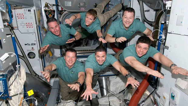 Shuttle leaves station as NASA plans last flights