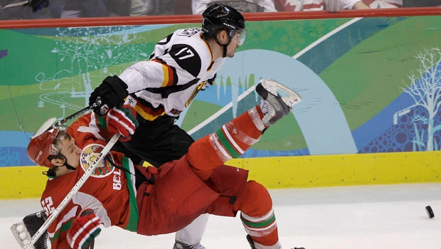 Winter Olympics: Top favorites falter on day of upsets