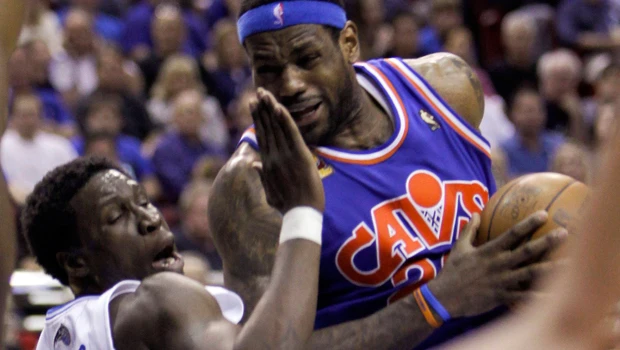 Magic send Cavs reeling to third straight loss