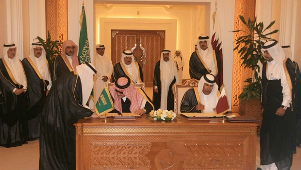 Kingdom Qatar sign 6 pacts to boost ties