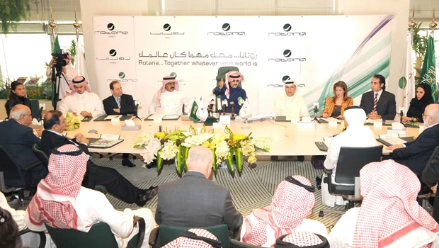 Murdoch buys into Rotana